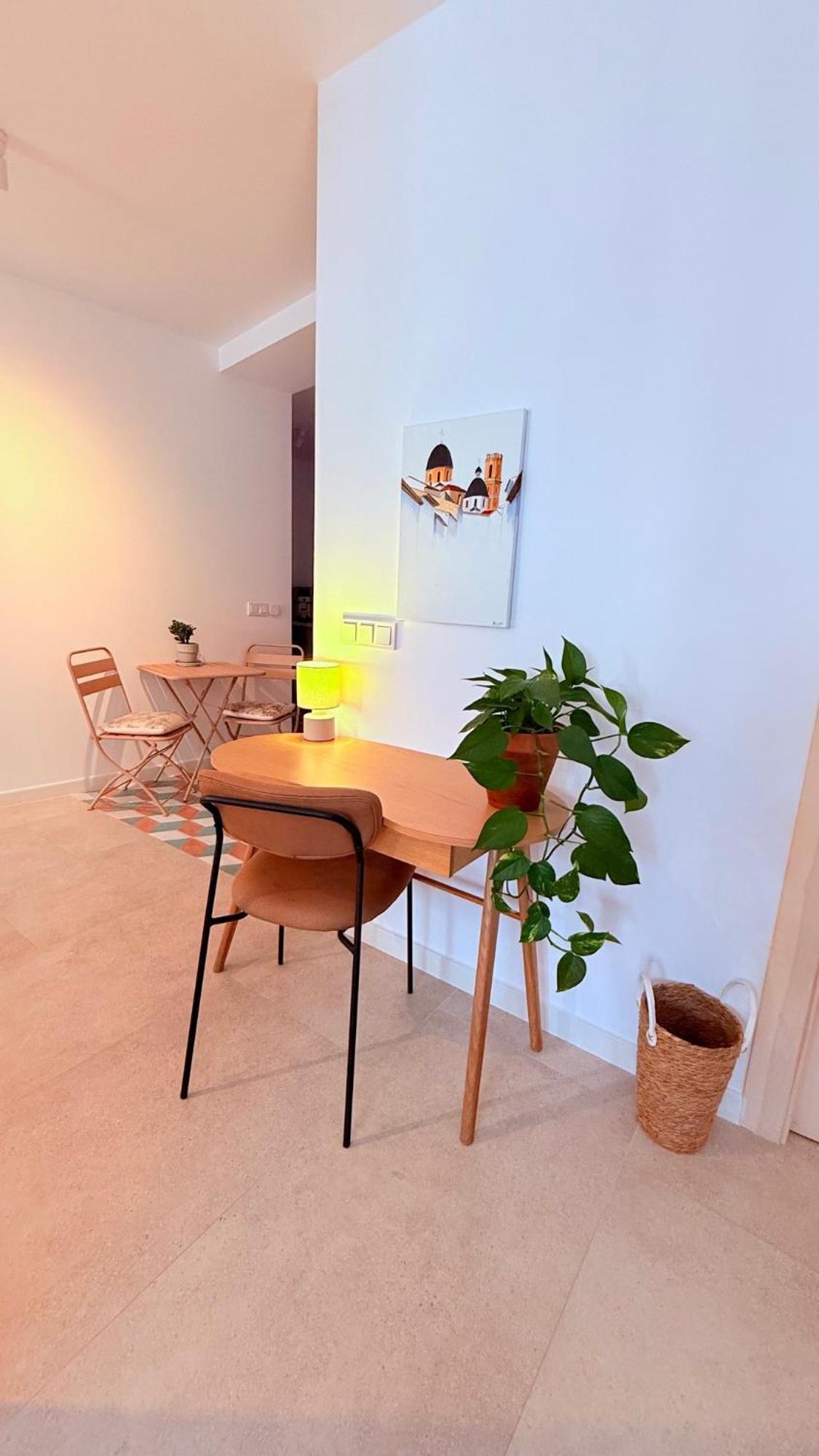 New Calm & Charming Loft Apartment *